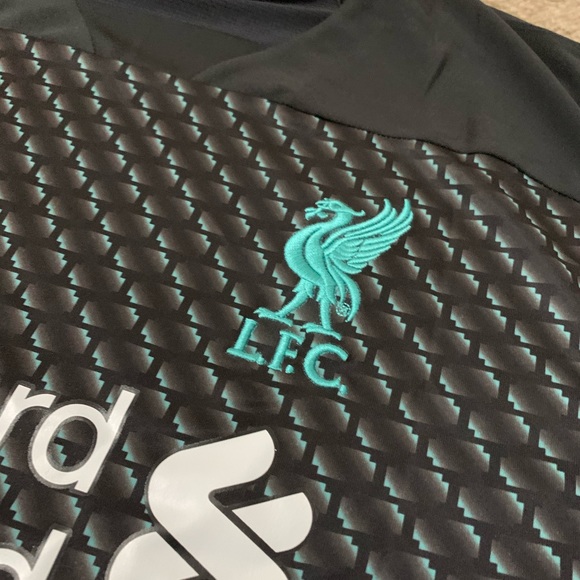 Liverpool Third Away 19/20 Jersey M. SALAH #11 - Picture 5 of 10